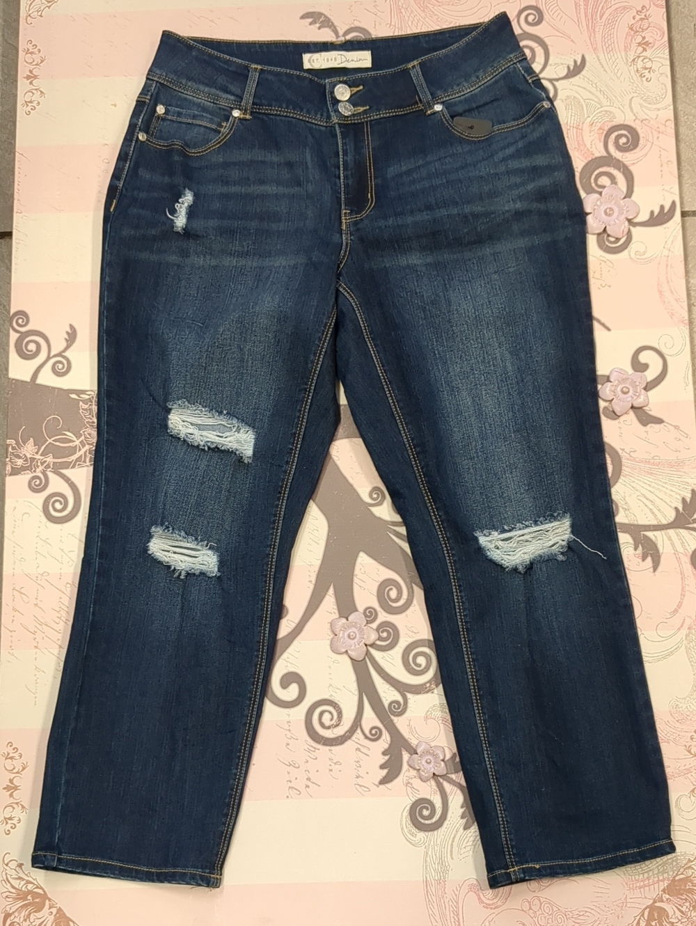 Distressed Dark Blue Women’s Jeans -